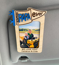 Load image into Gallery viewer, Visor Clip Photo Holder