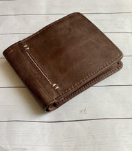 Load image into Gallery viewer, Leather Wallet