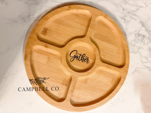 Load image into Gallery viewer, Personalized round charcuterie board with lid

