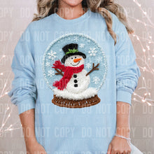 Load image into Gallery viewer, FAUX Yarn &amp; Sequins Christmas Designs
